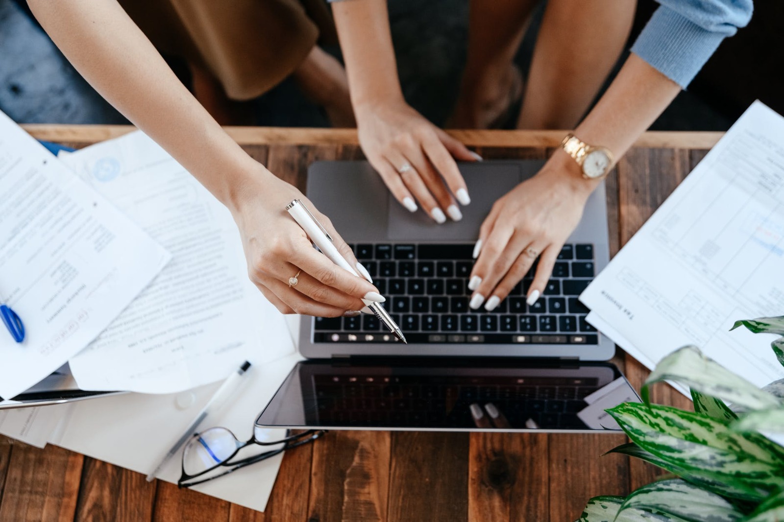Maximize Efficiency and Accuracy at a Top Typing Center
